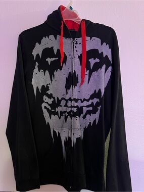 Misfits - Black Hoodie with Gray Skull Graphic and Red Accents